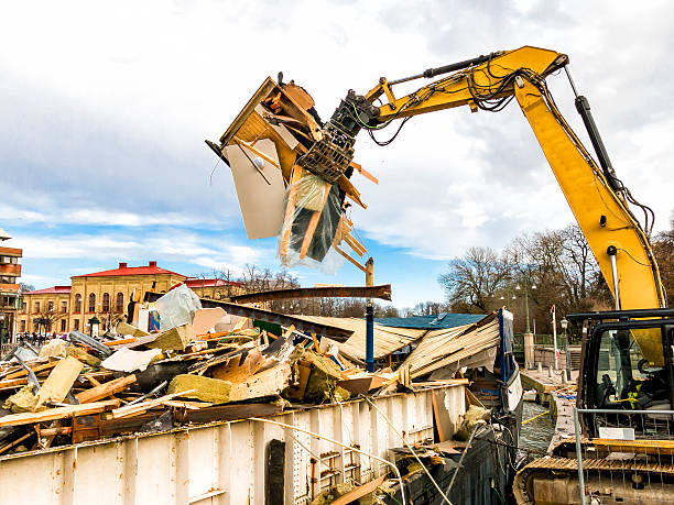Best Yard Waste Removal  in Covelo, CA